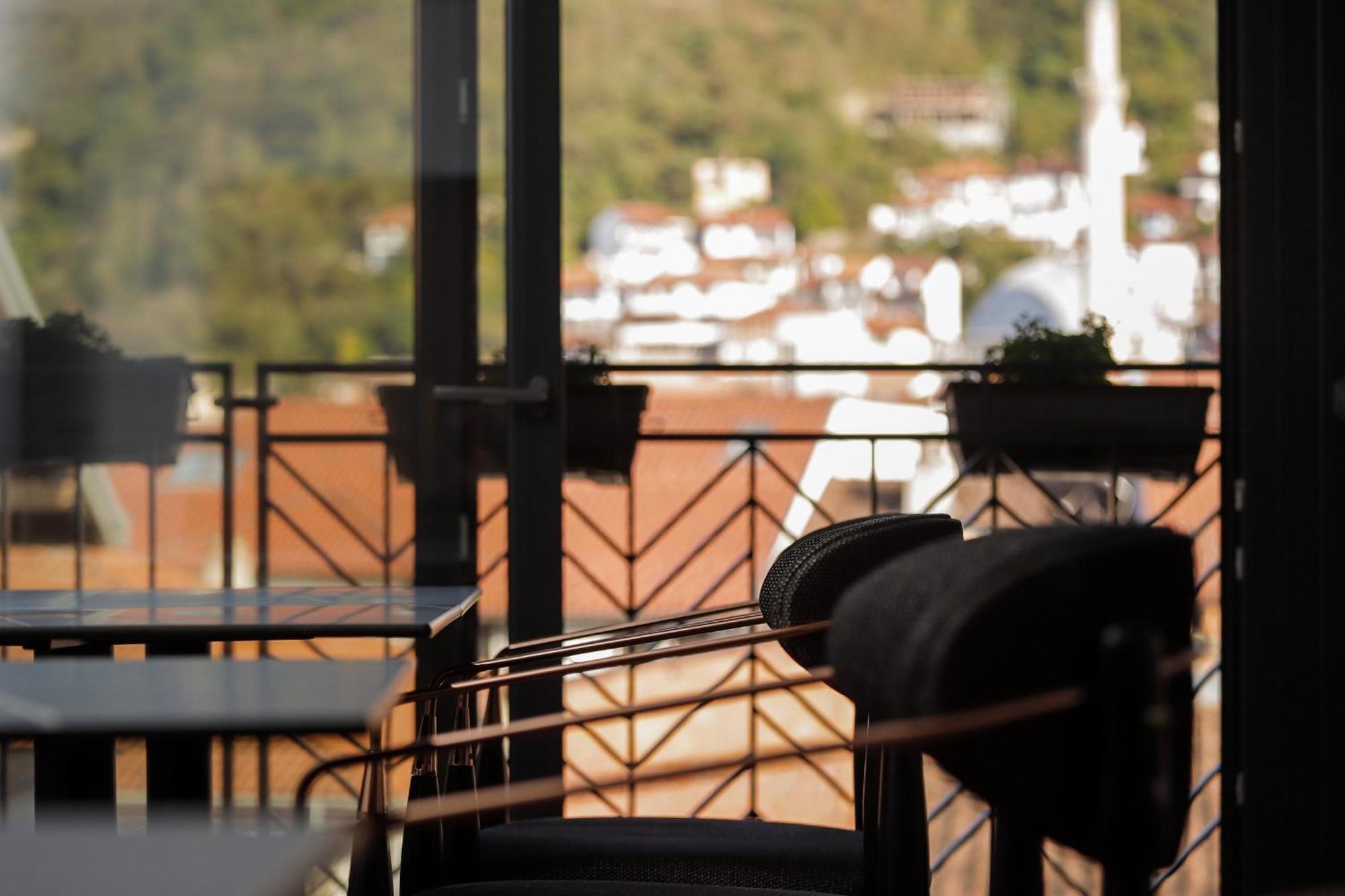 Triumf Hotel Prizren Extérieur photo