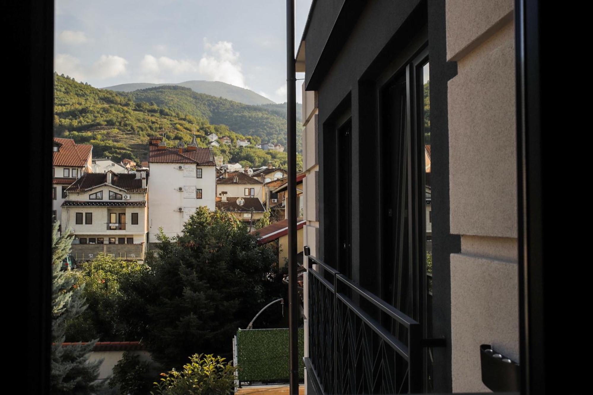 Triumf Hotel Prizren Extérieur photo