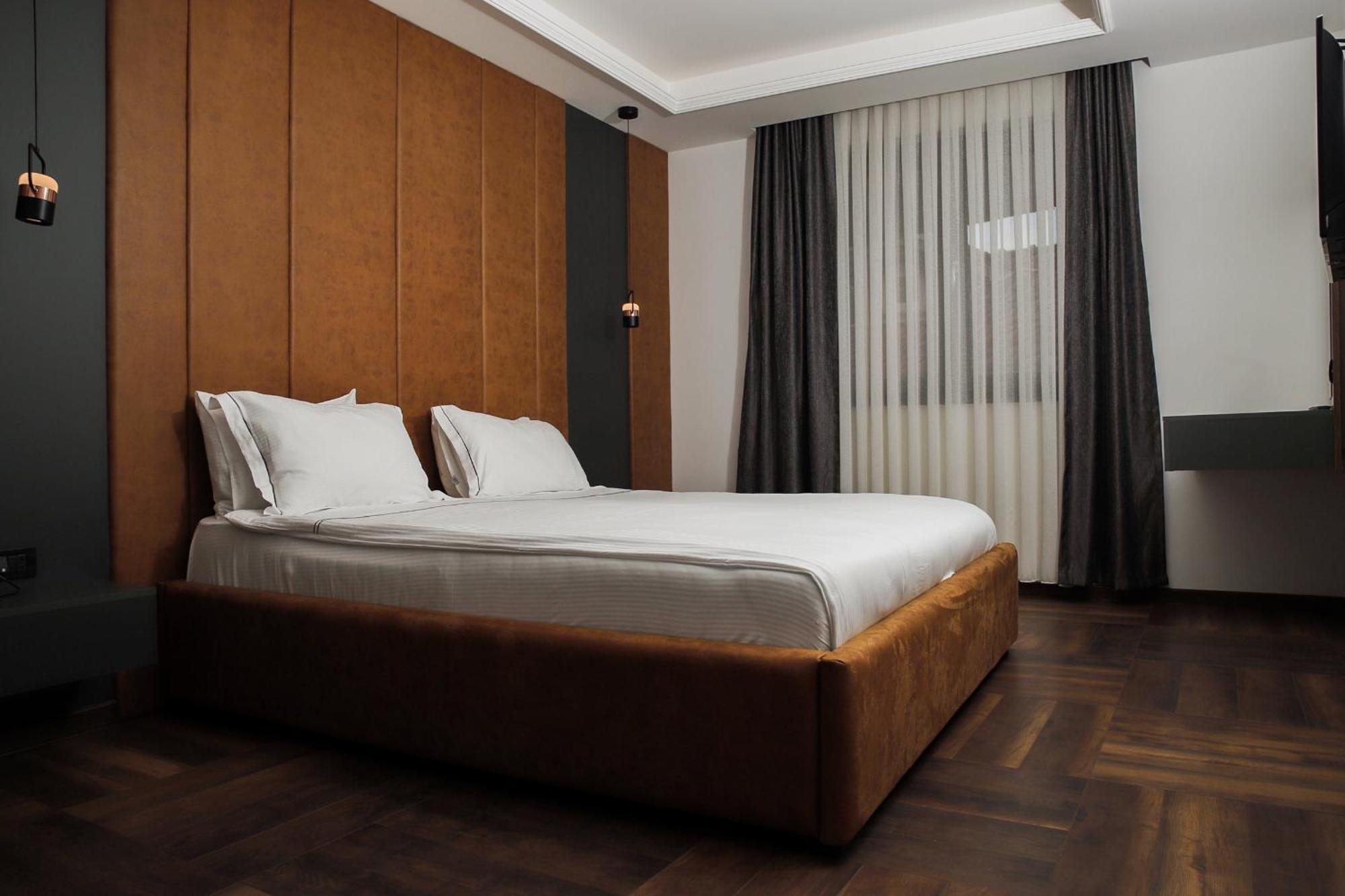 Triumf Hotel Prizren Extérieur photo